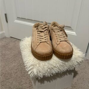 Elegant Beige Women's Sneakers